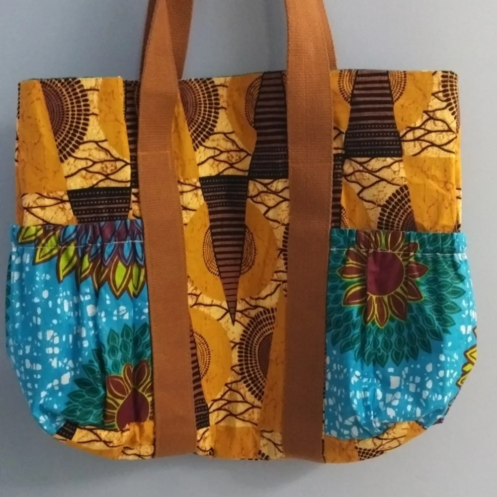 Colorful Patterned Tote Bag Beautiful ❤️ With Easy Open And Shut - Picture 3 of 7
